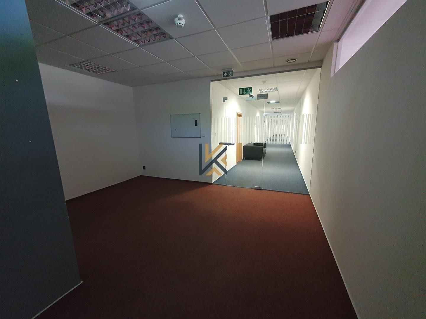 Pronájem kancelář - Kodaňská, Praha, 122 m²