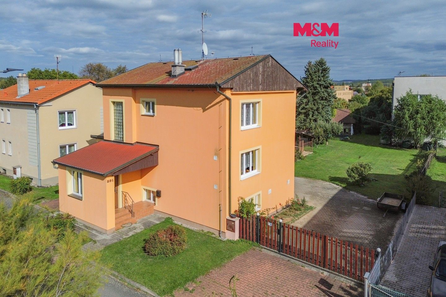 Rodinné domy, Žihle, 205 m² - 1