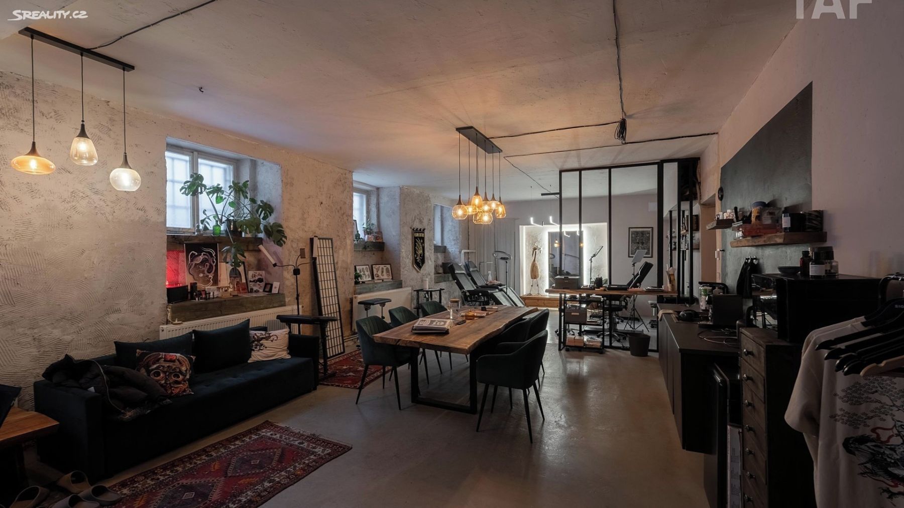 Obchodní prostory, 81 m²
