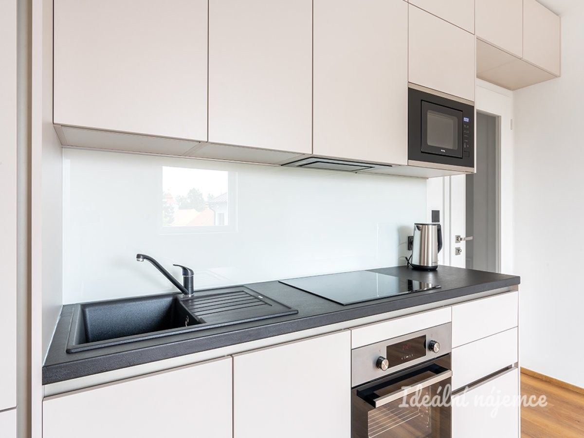 1+kk, Třeboradice, Praha, 26 m²