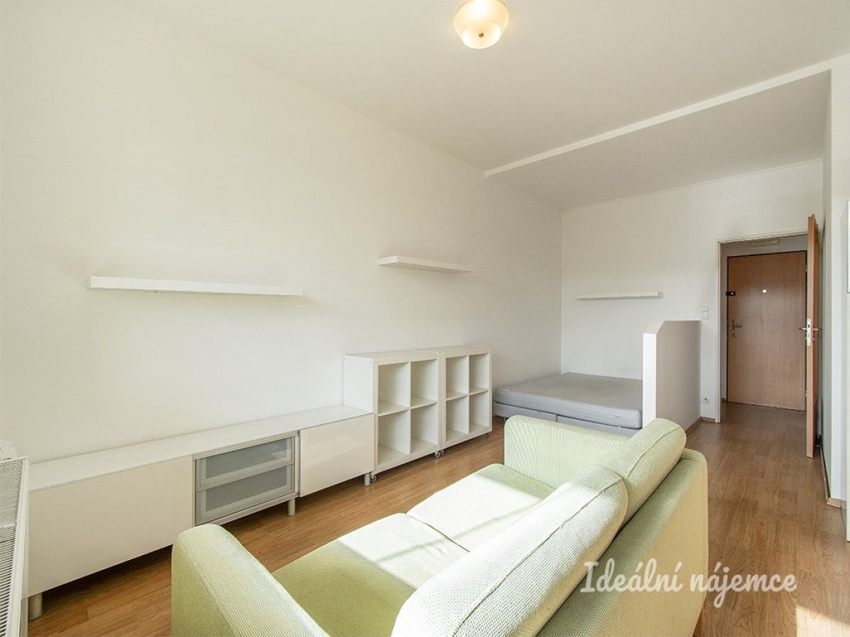 Byt 1+kk · 33 m² · Poděbradská, Praha - 3
