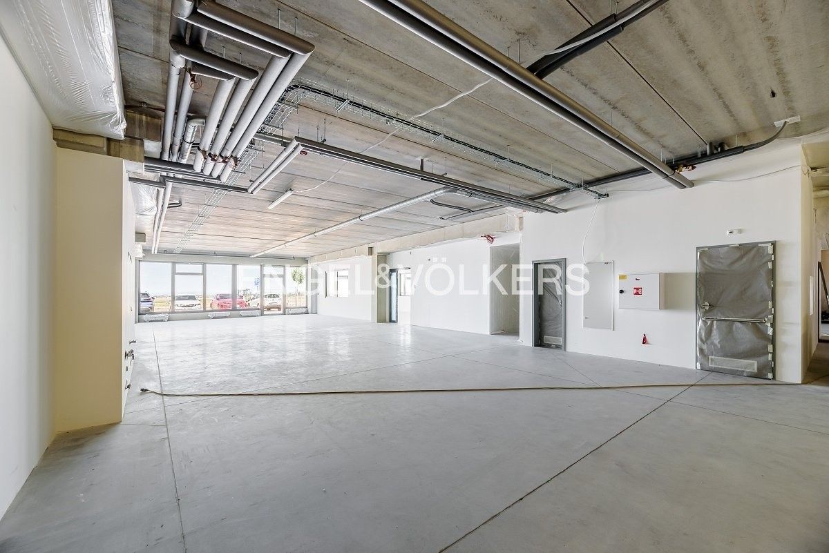 Pronájem komerční - K Bílému vrchu 2912, Praha Horní Počernice, 5 000 m² - 5