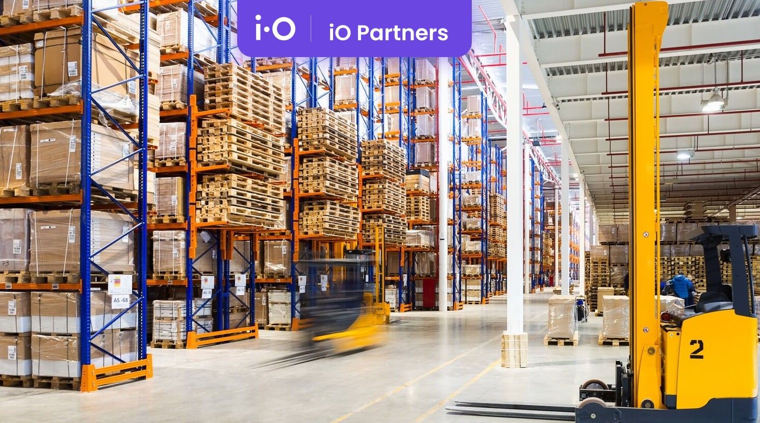 Pronájem sklad - Průběžná, Hůry, 37 m²