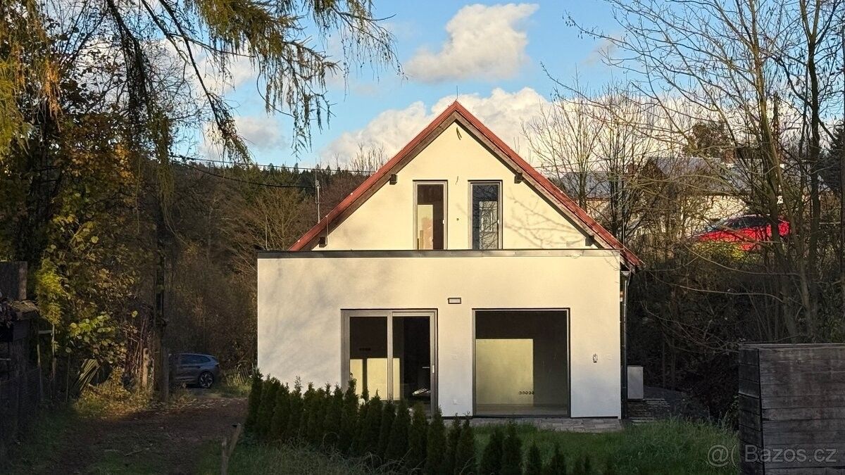 Prodej rodinný dům - Lomnice nad Popelkou, 512 51