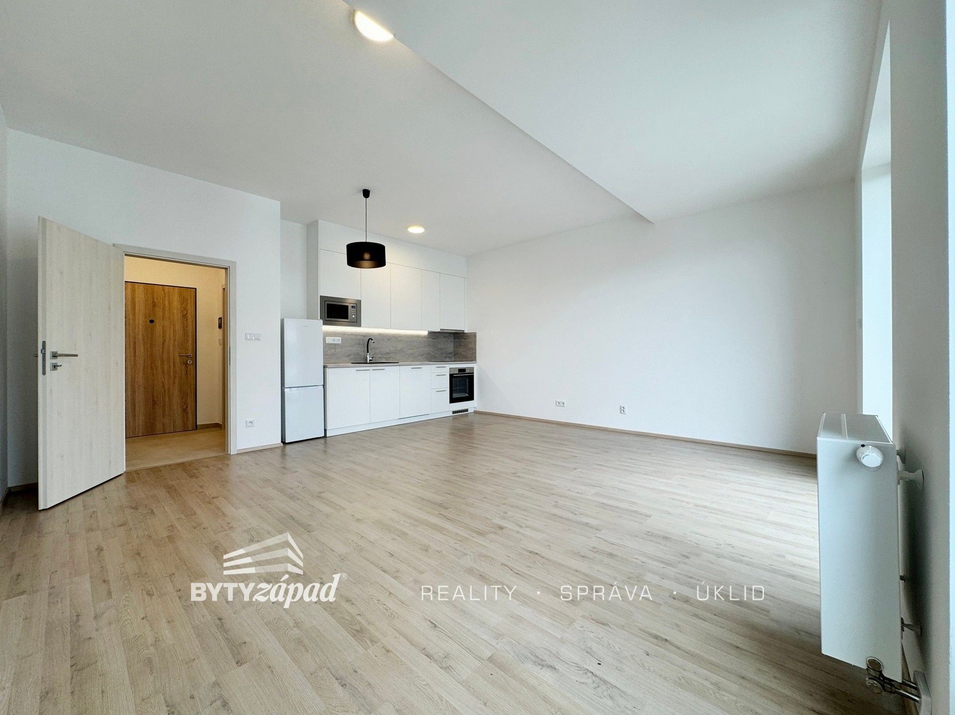 Byt 1+kk · 37 m² · Plzeň - 4