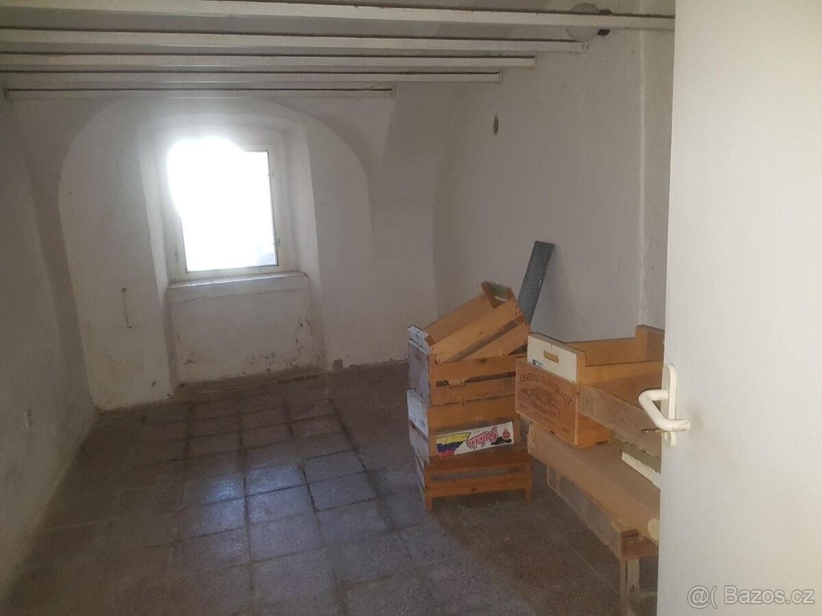 Obchodní prostory · Lázně Bohdaneč, 533 41 - 4
