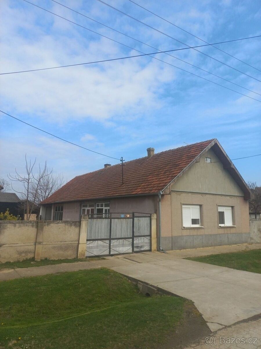 Rodinné domy, 987 66, Zahraničí