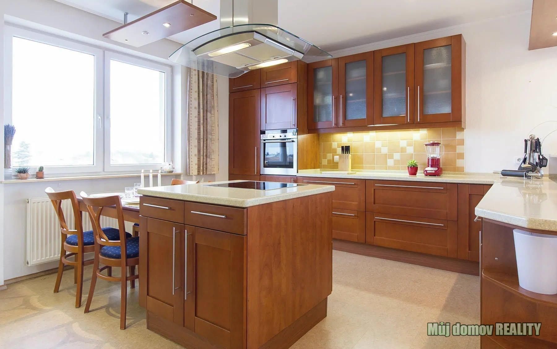 Prodej byt 4+kk - U věže, Praha, 146 m² - 5