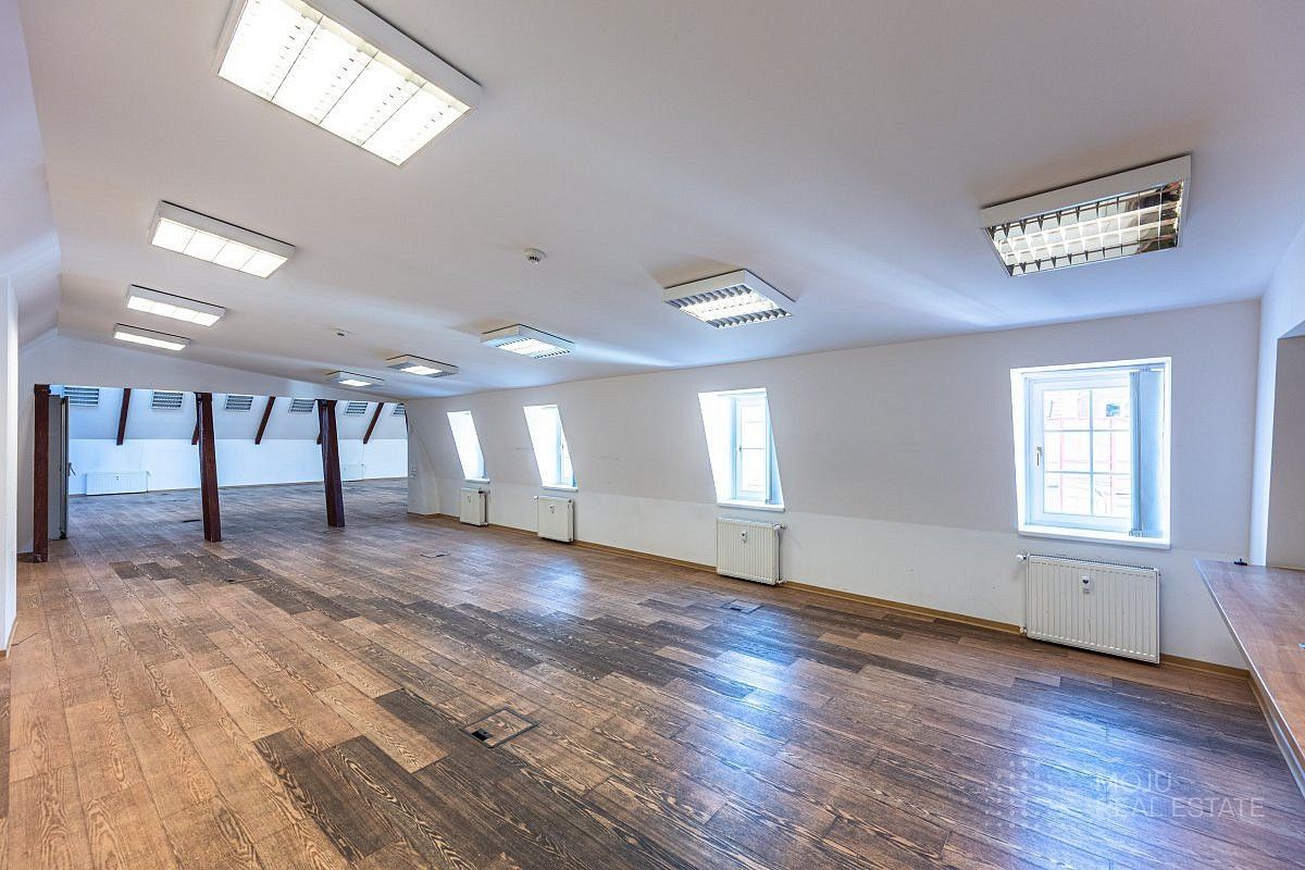 Kancelář · 424 m² · Praha - Nové Město, Hlavní město Praha - 4