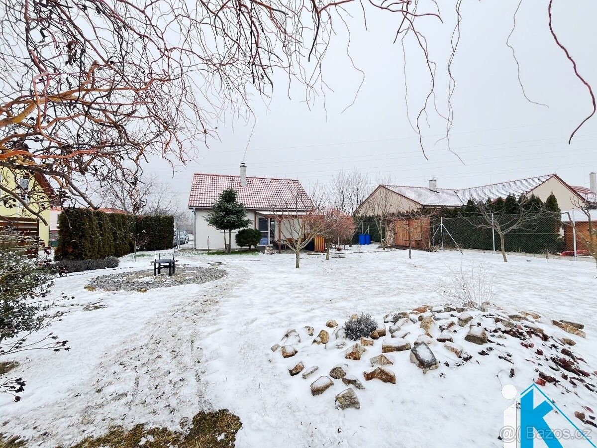 Prodej rodinný dům - Vlasatice, 691 30