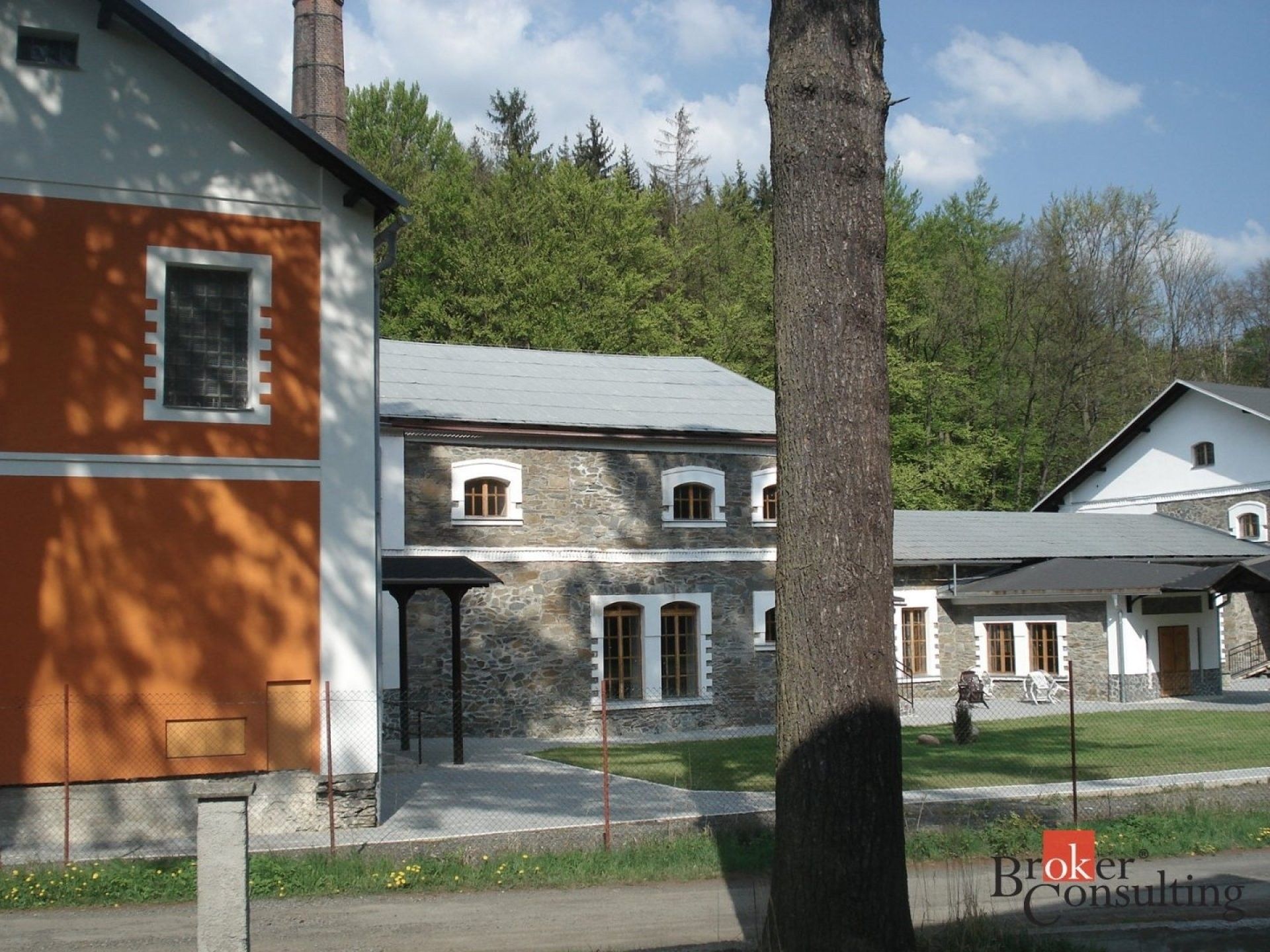 Ubytovací zařízení, Široká Niva Pocheň, 2 115 m² - 2