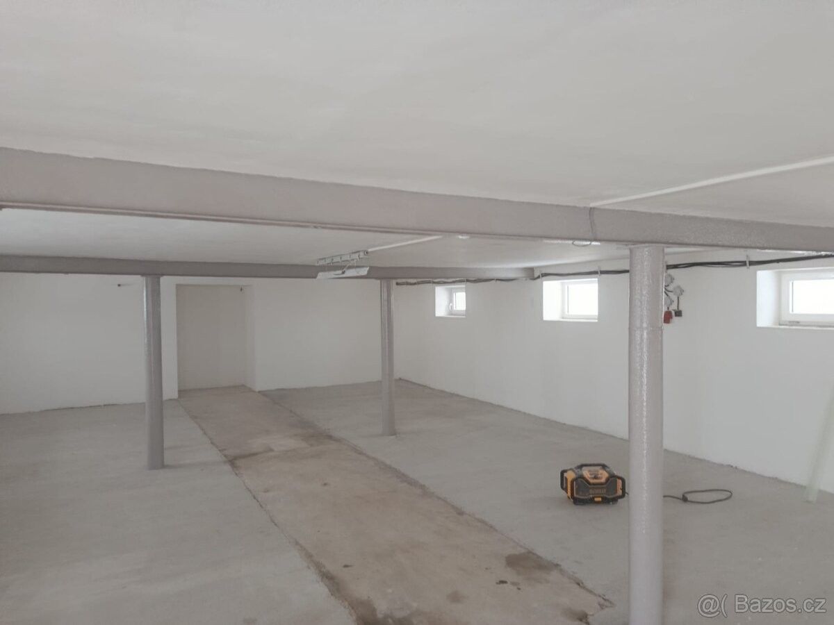 Sklady, Bystřice nad Pernštejnem, 593 01