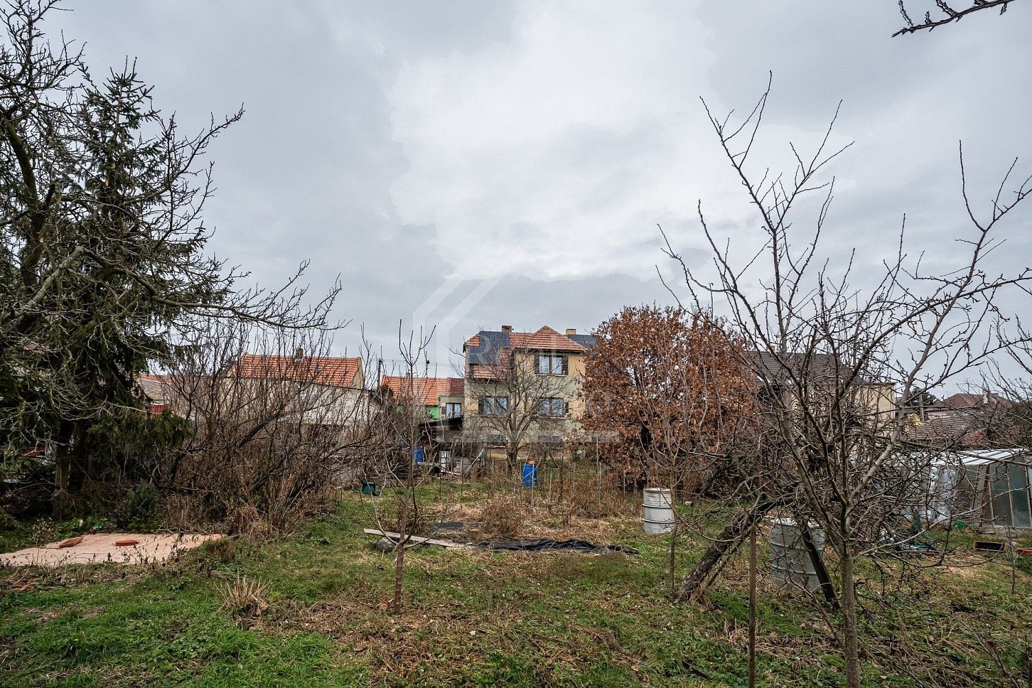 Rodinné domy, Třebusice, okres Kladno, 470 m² - 2