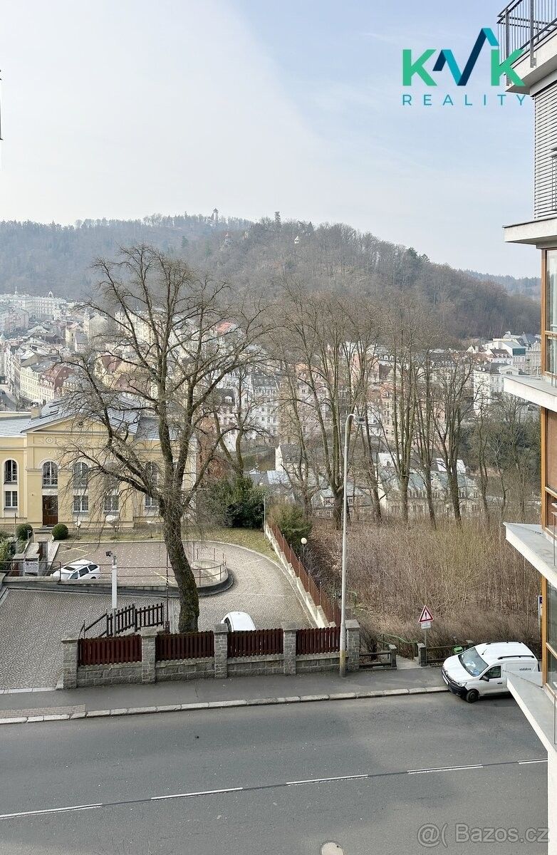 Pronájem byt - Karlovy Vary, 360 01