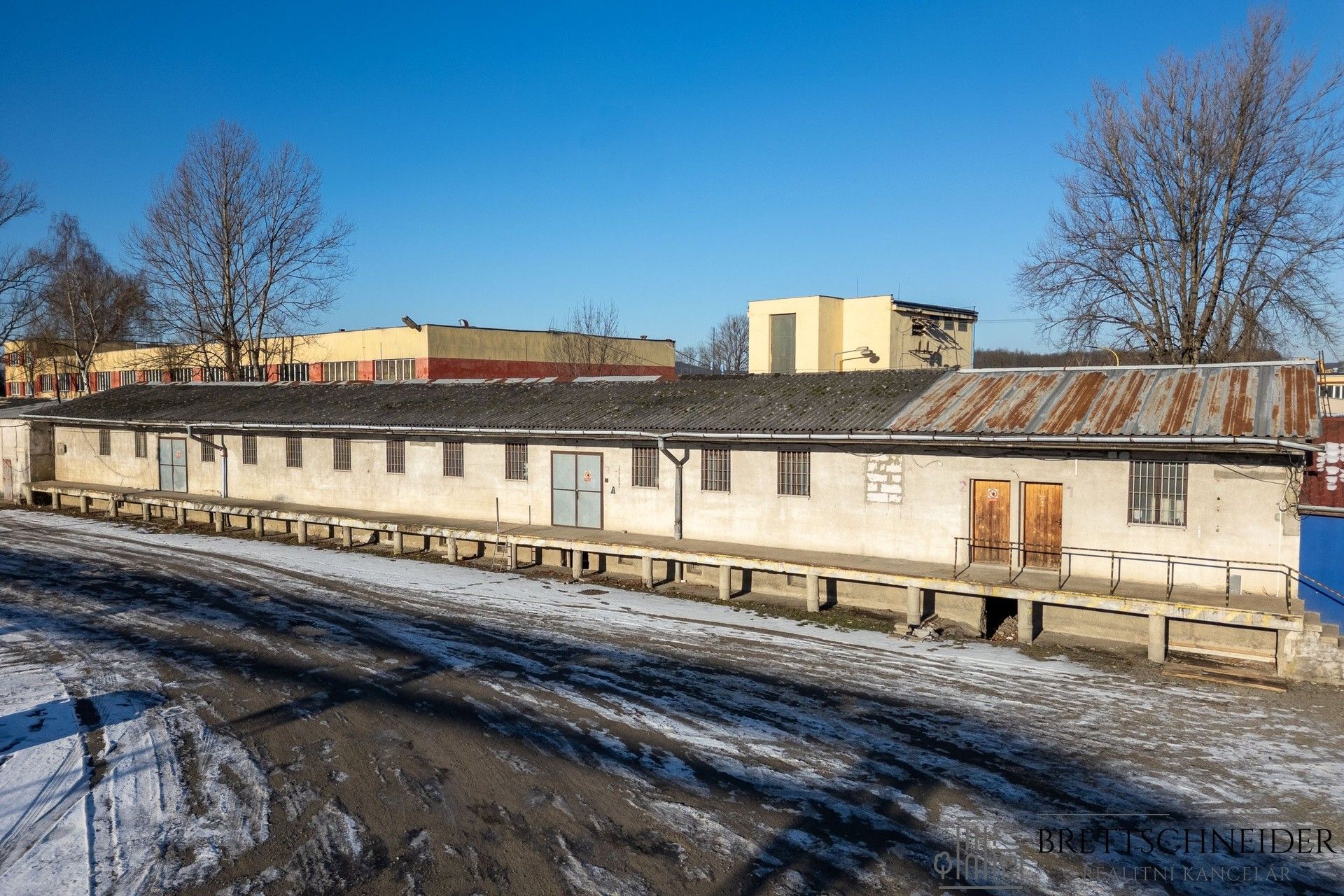 Pronájem kancelář - Nákladní, Ostrava, 303 m²