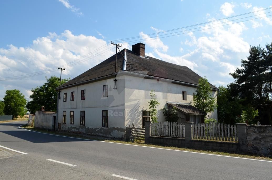 Prodej rodinný dům - Benkov, Uničov, 350 m²