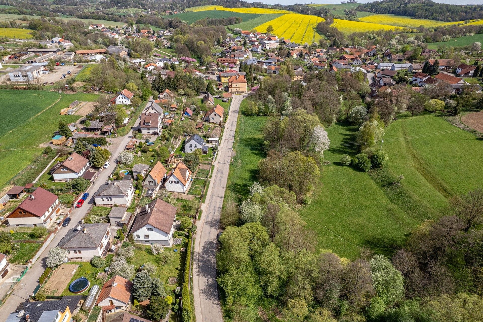 Prodej pozemek pro bydlení - Petroupim