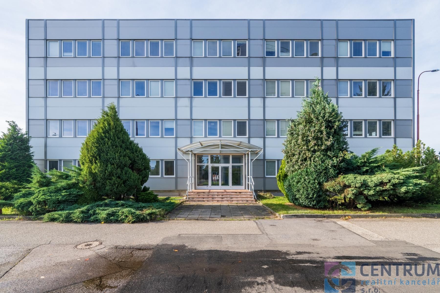 Pronájem komerční - Turnov, 1 m²