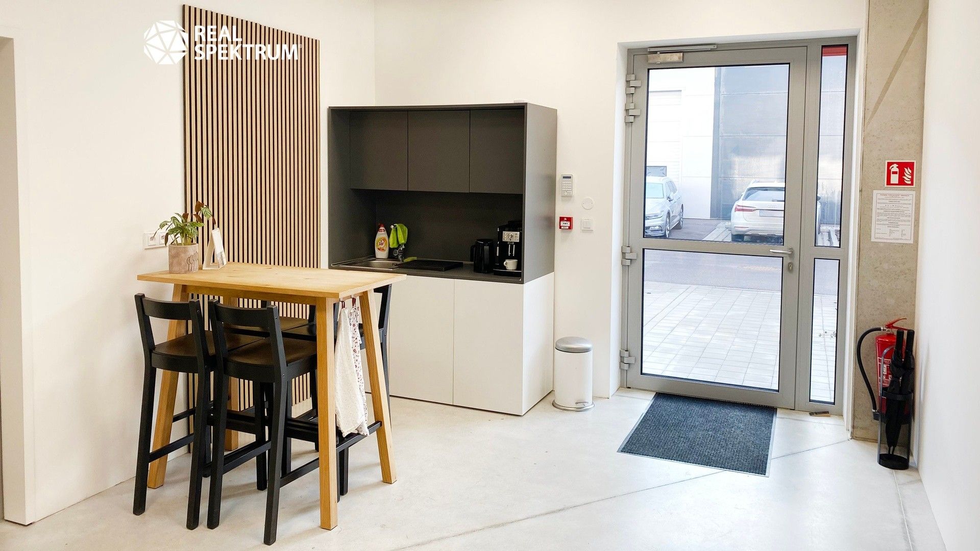 Pronájem kancelář - Za Farou, Troubsko, 140 m²