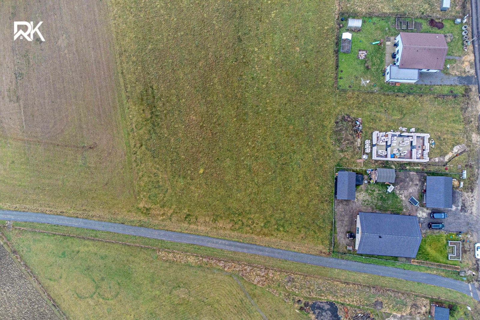 Pozemky pro bydlení, Uhersko, 944 m²