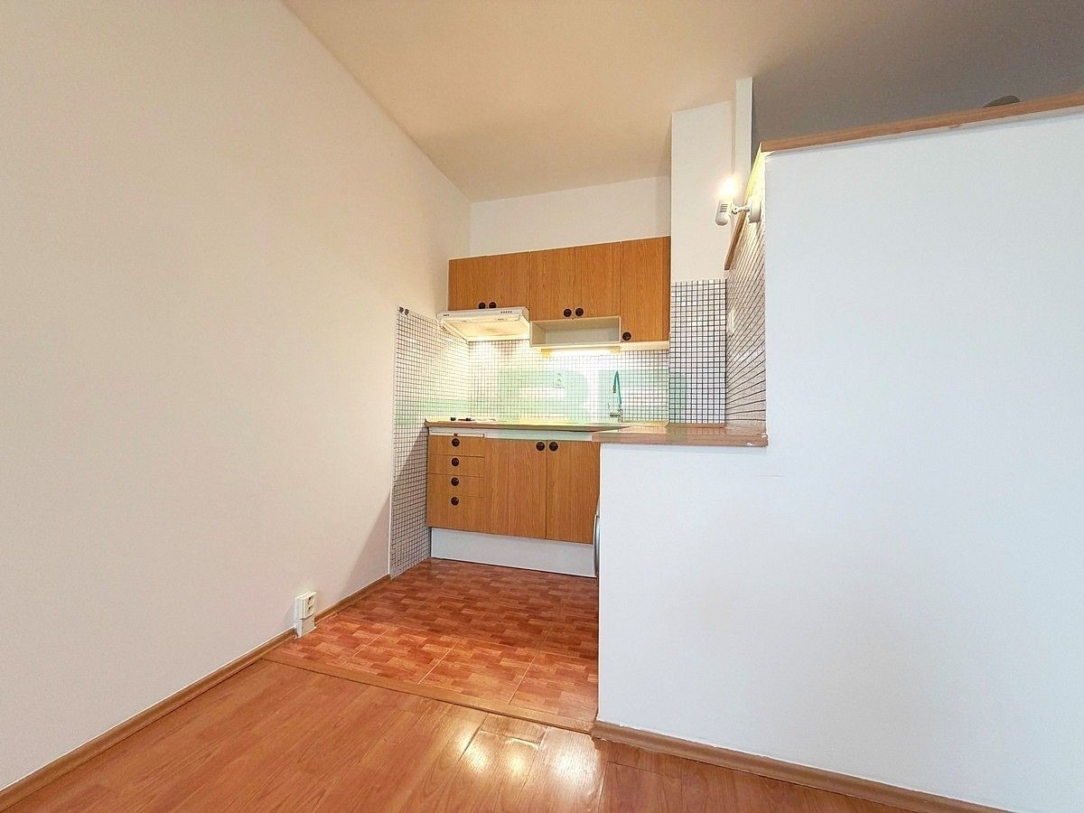 Byt 1+kk · 29 m² · Schulhoffova, Praha 4 - Háje - 3