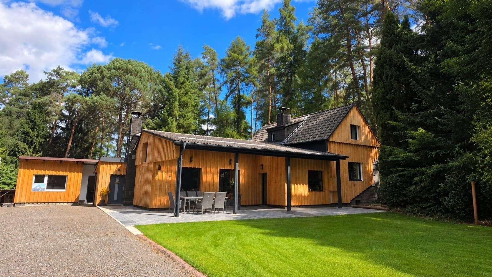 Rodinné domy, , Hessen, 200 m² - 1