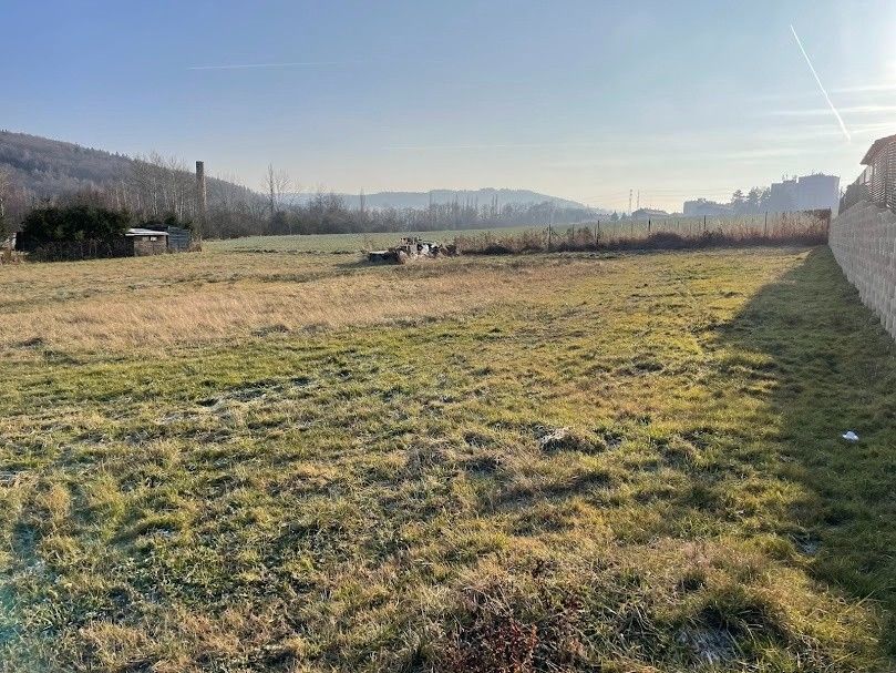 Pozemky pro bydlení, Komárov u Hořovic, 267 62