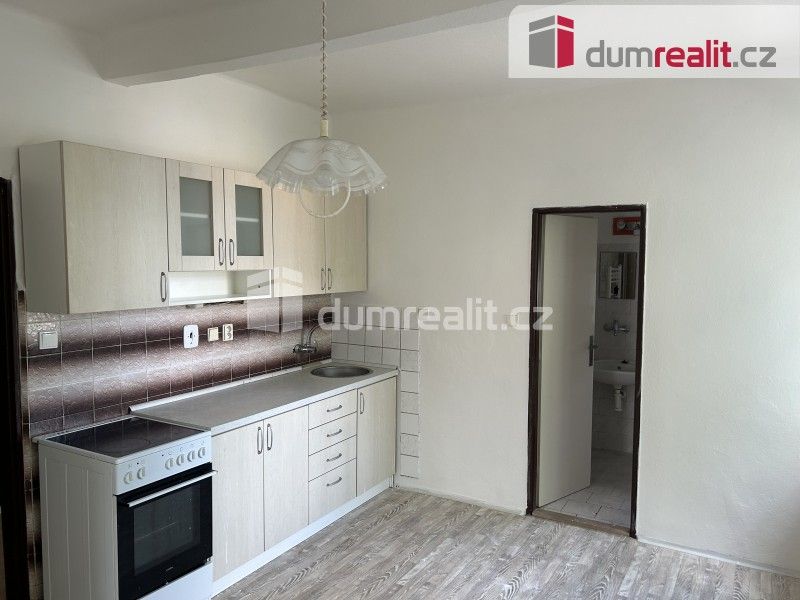 Pronájem byt 1+1 - Vítězná, Kutná Hora, 50 m²