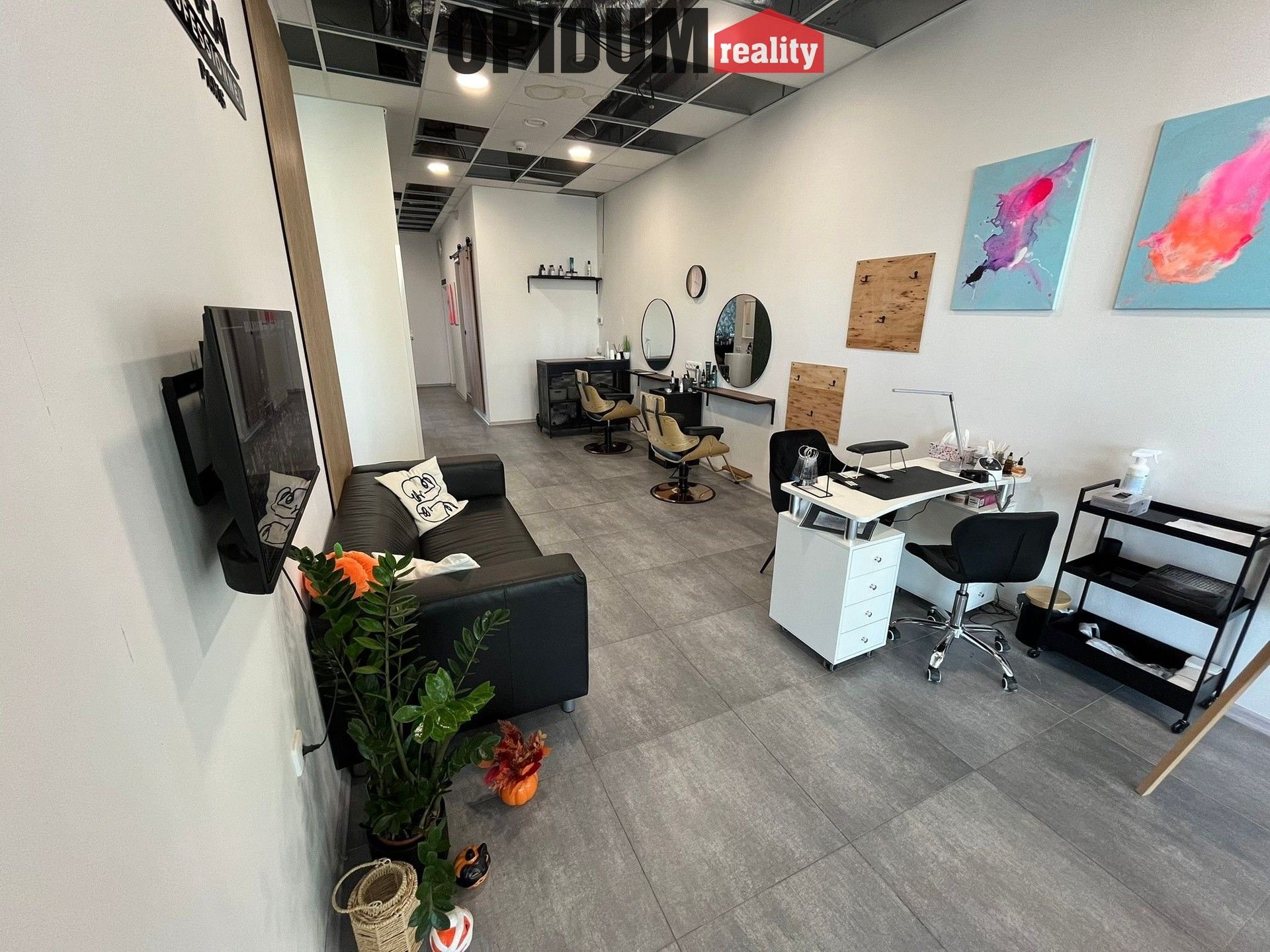 Obchodní prostory · 94 m² · Arkalycká, Praha - 3