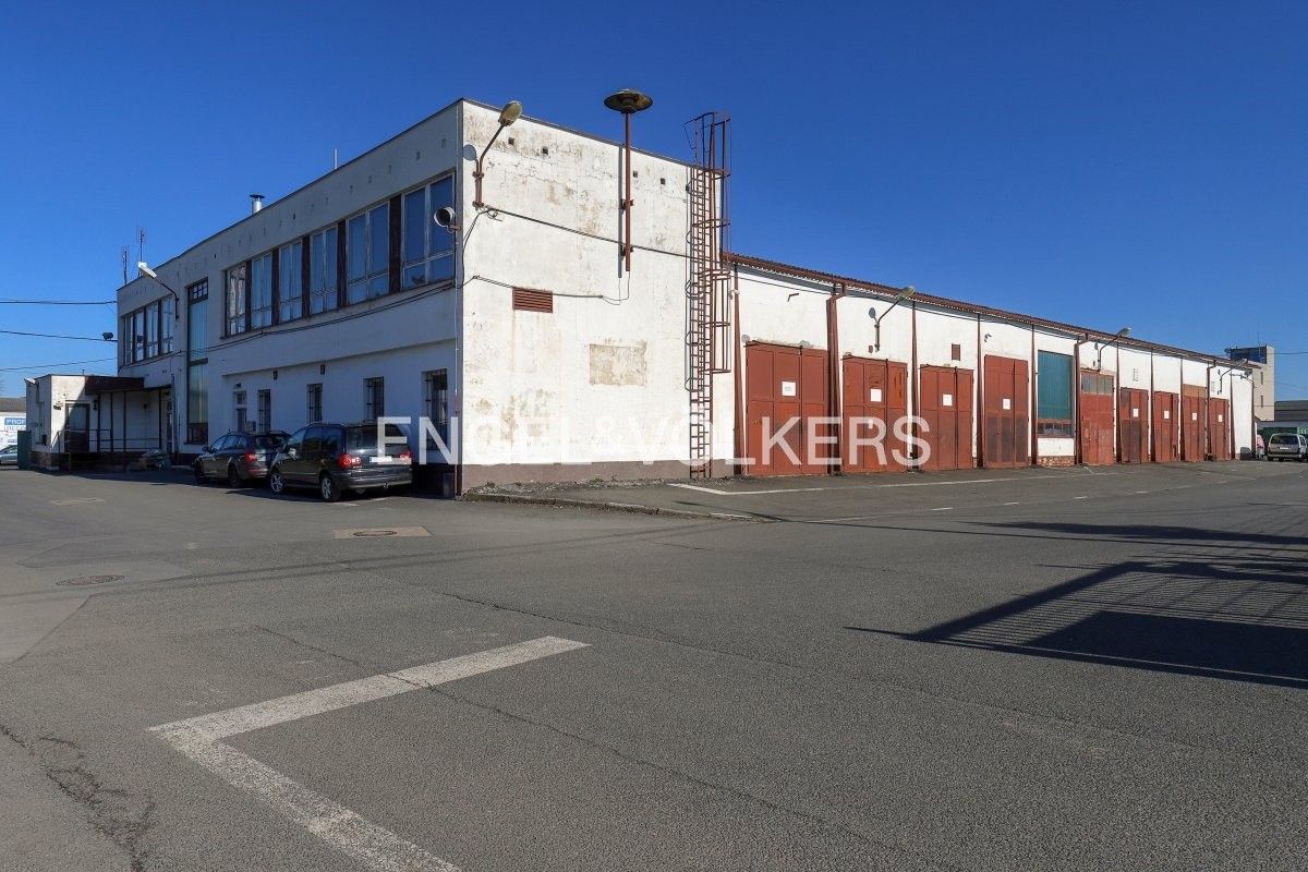 Výrobní prostory, Skladová, Plzeň, 977 m²