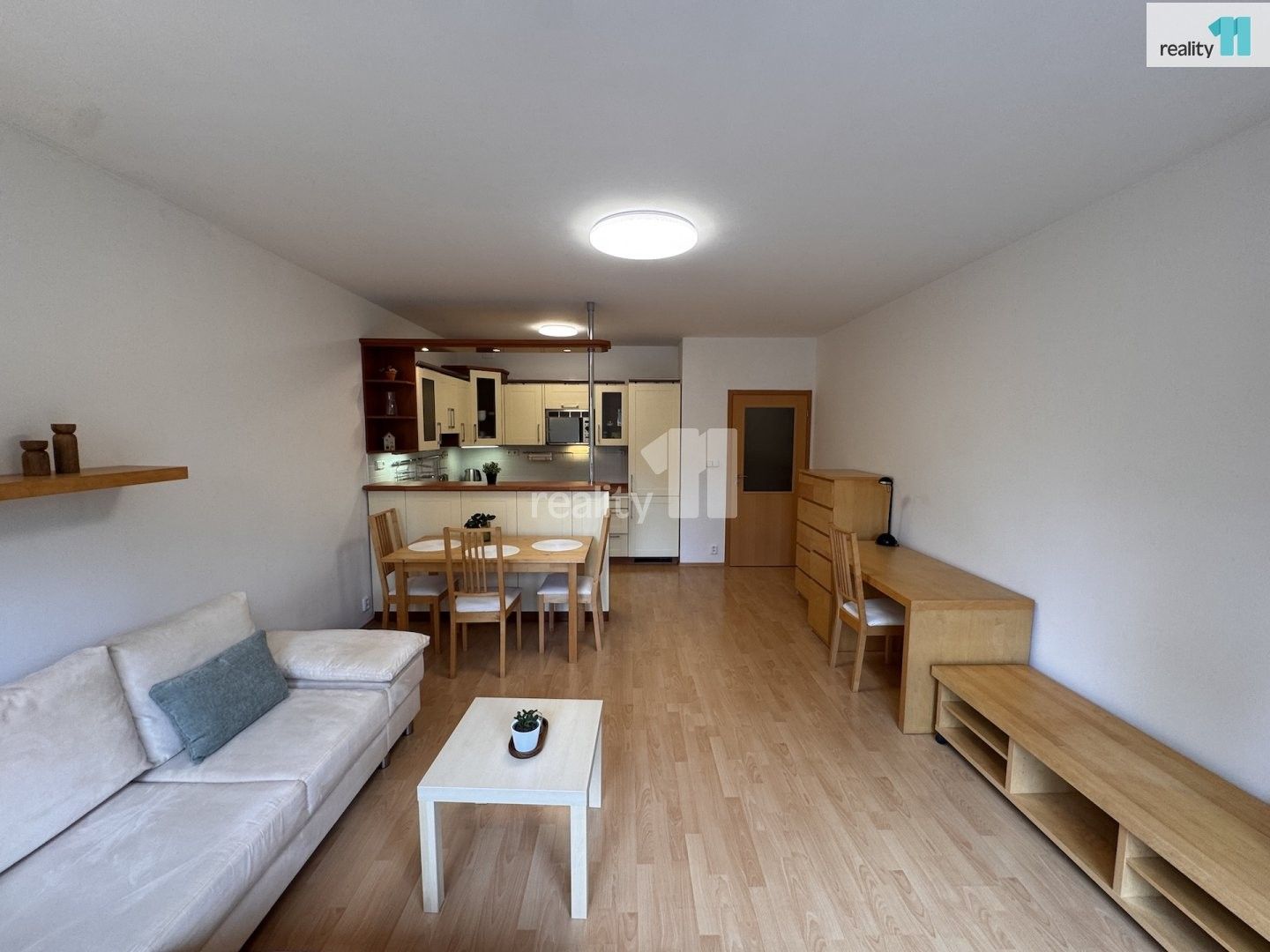 2+kk, Podle náhonu, Praha, 65 m² - 2
