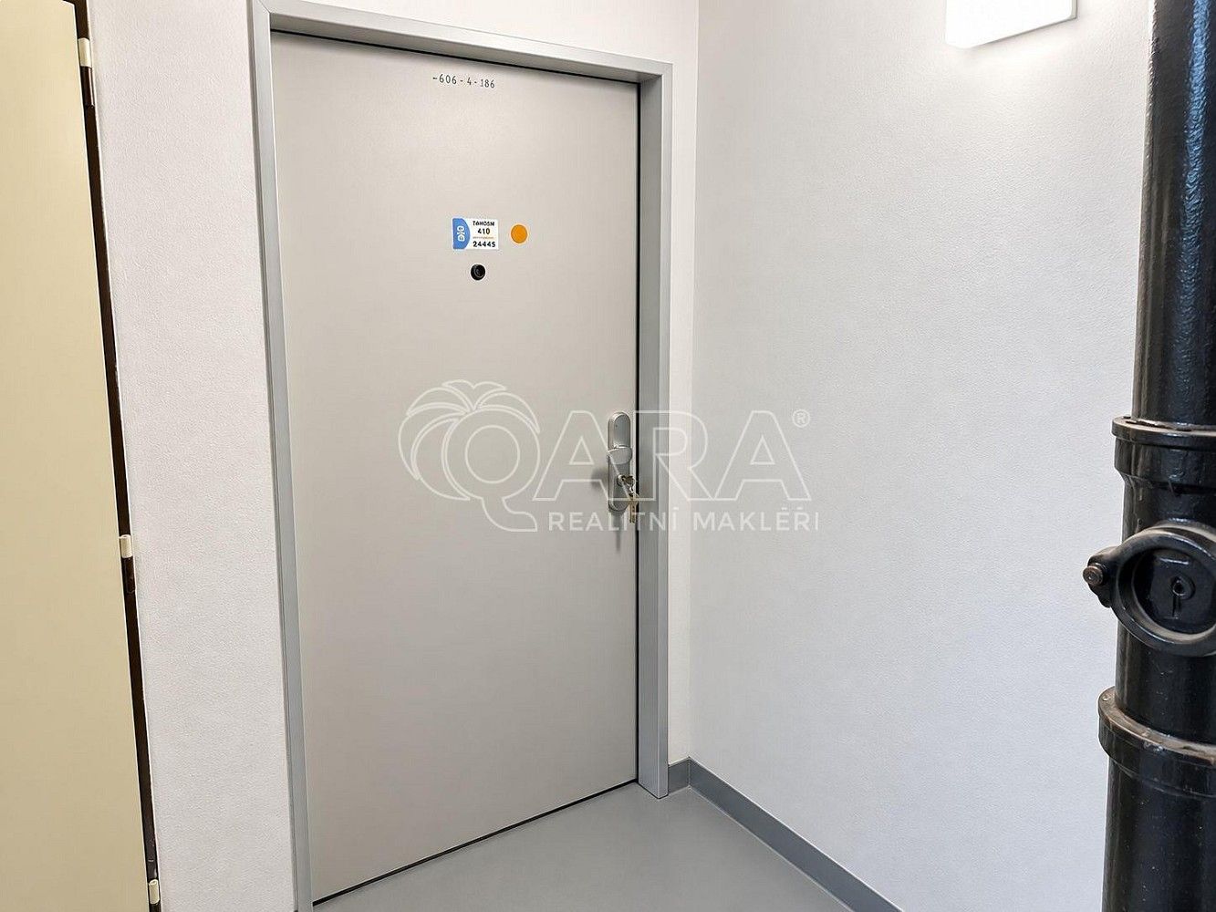 Sklad · 24 m² · Praha - Letňany, okres Praha 18, Hlavní město Praha - 4