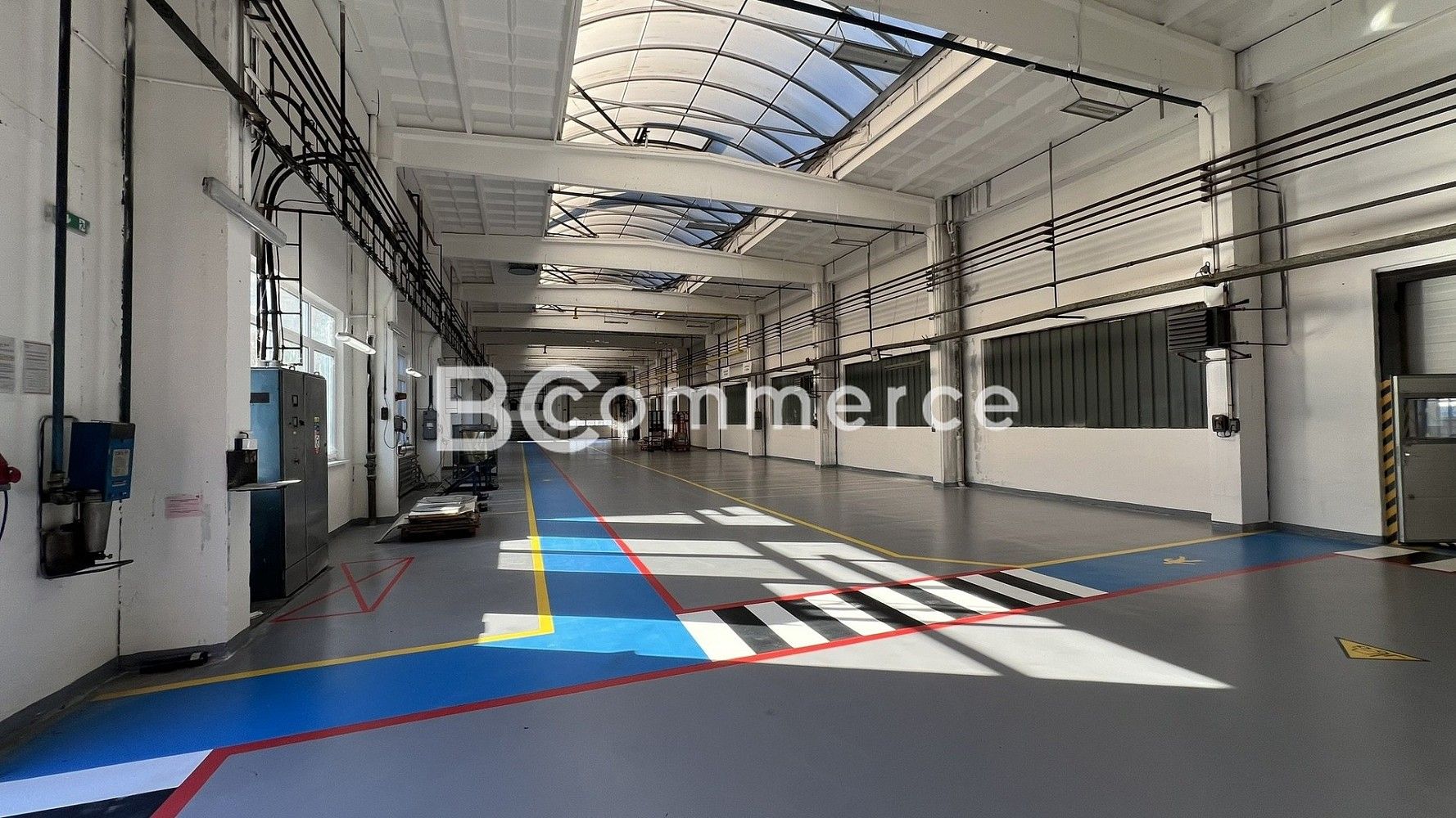 Sklad, 1 000 m²