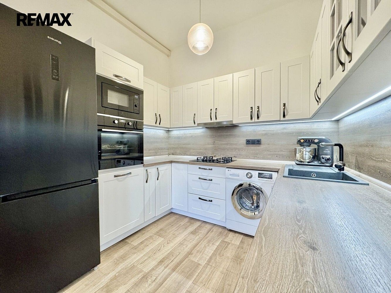 Prodej byt 3+1 - Chmelařské náměstí, Žatec, okres Louny, 90 m² - 5