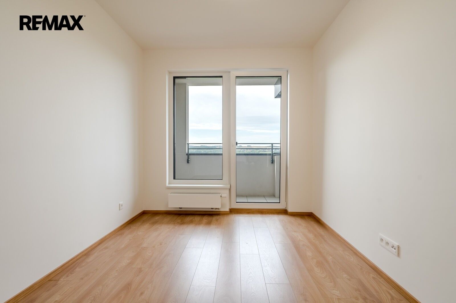 Pronájem byt 2+kk - Zimova 1025, Praha Kamýk, 58 m² - 5