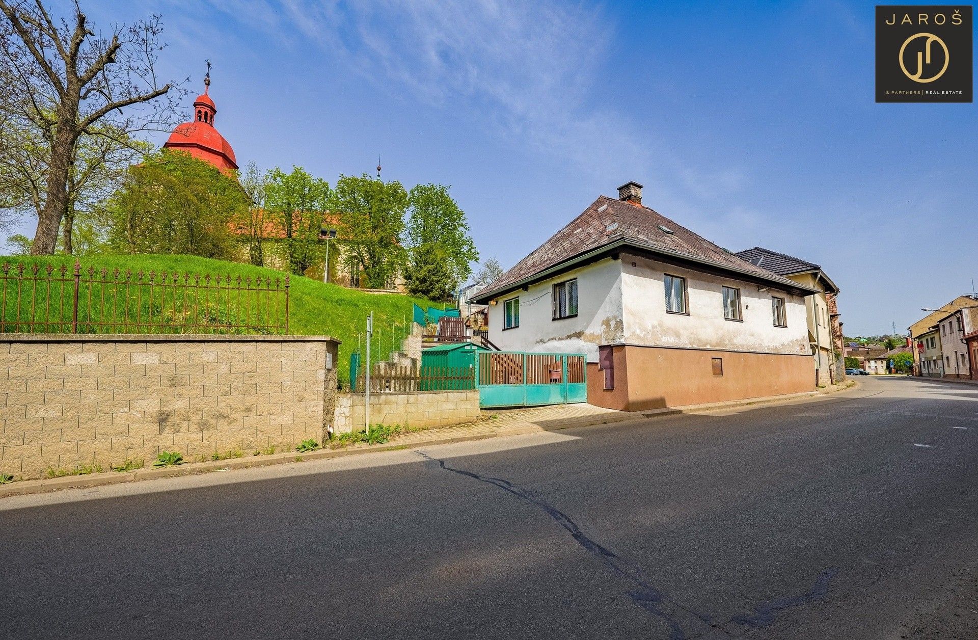 Prodej dům - 9. května, Dobrovice, 130 m²