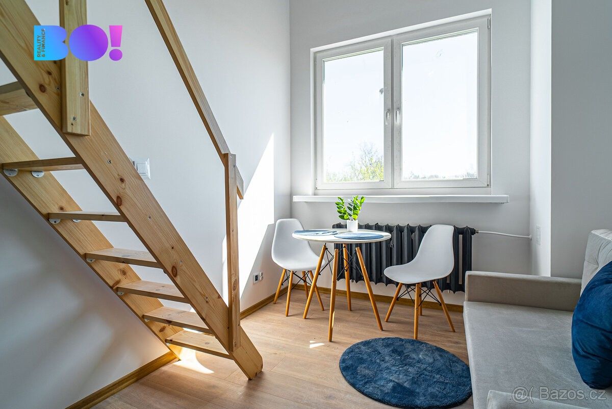 Prodej byt - 987 66, Zahraničí