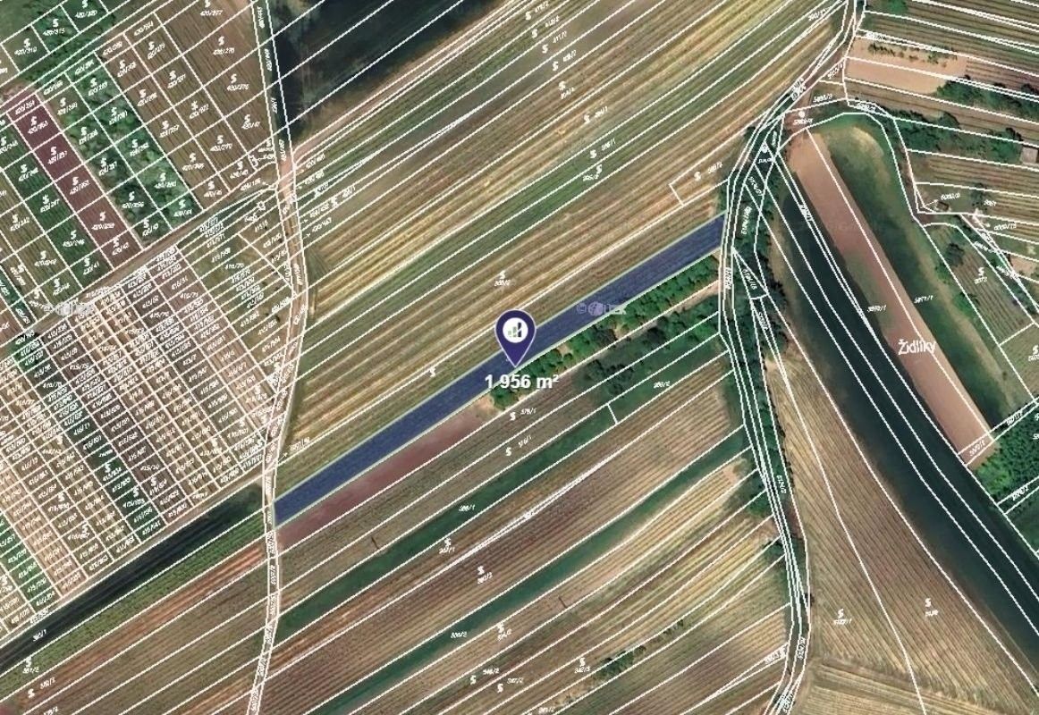 Zemědělský pozemek, 1 956 m²