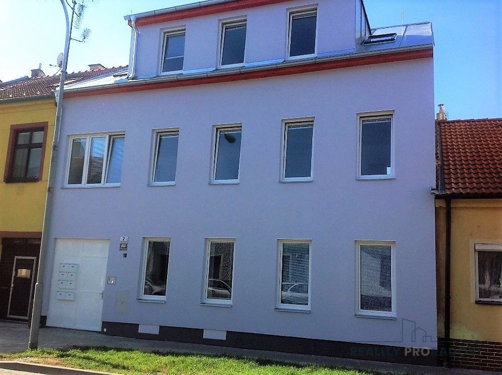 Pronájem byt - Skopalíkova, Brno, 20 m²
