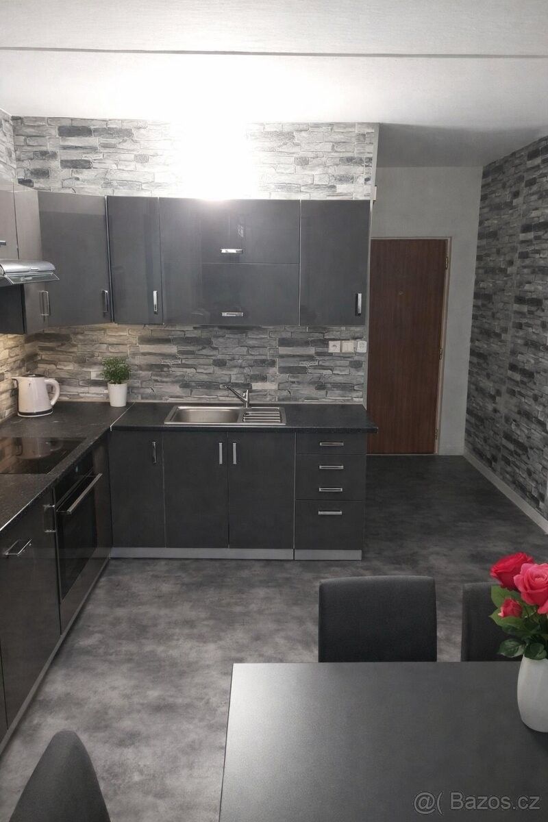 Byty, Sokolov, 356 01