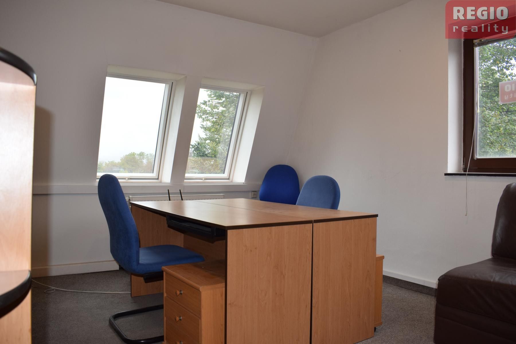 Pronájem kancelář - Kaštanová, Třinec, 16 m²