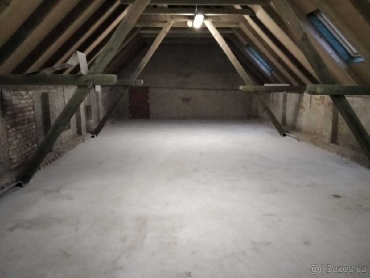 Pronájem sklad - Lužce, 267 16