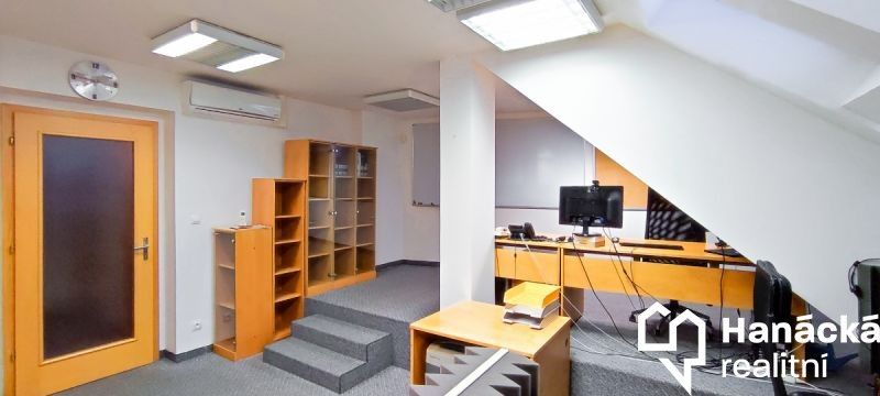 Pronájem kancelář - Prostějov, Česko, 32 m²