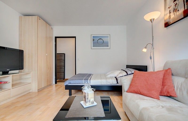 Byt 1+kk · 42 m² · V Kolkovně 908/7, Praha - 4