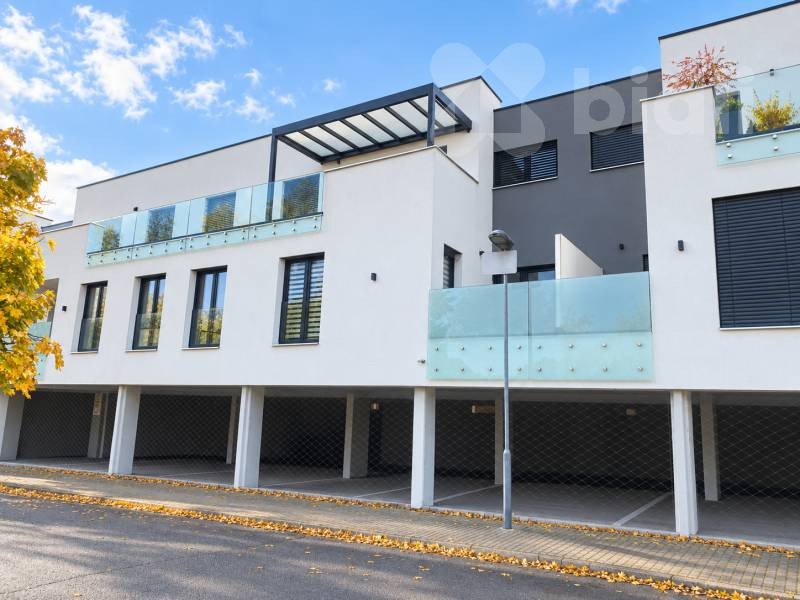 Pronájem byt 3+kk - Čepkovská 7263, Zlín, 75 m² - 2