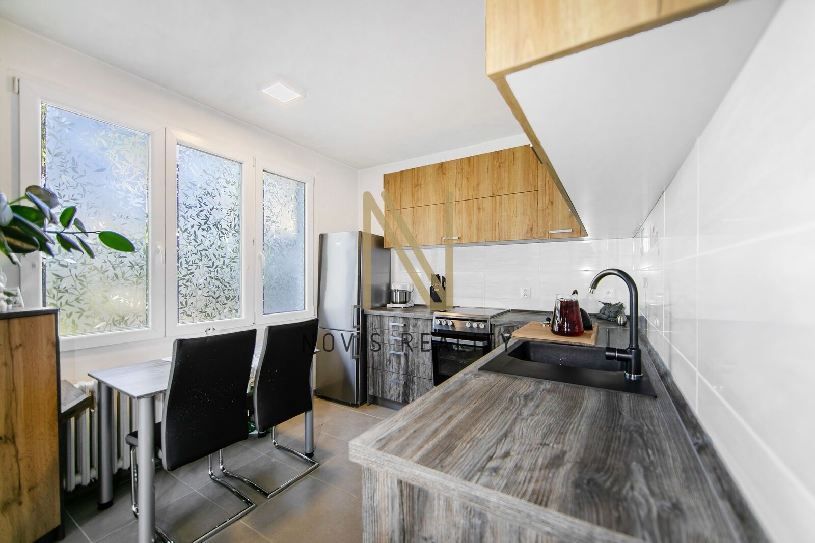 3+1, Poděvousy, 88 m²