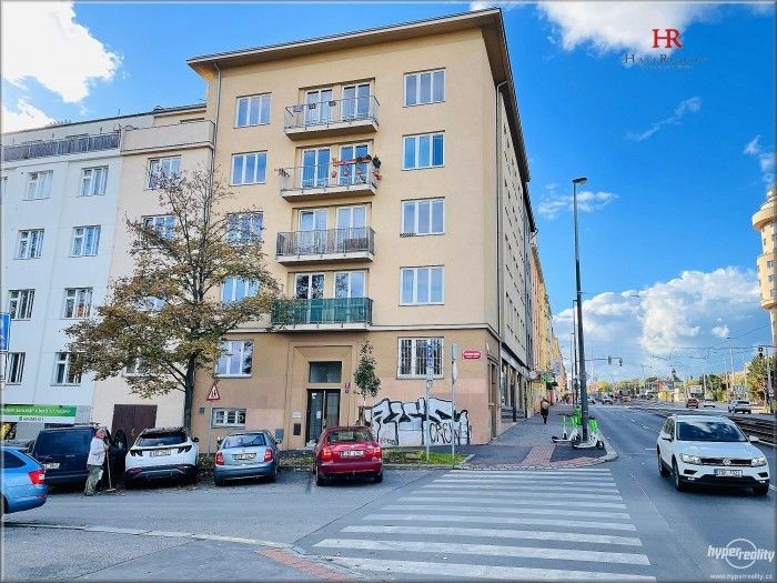 Prodej byt 3+1 - Praha, 80 m²
