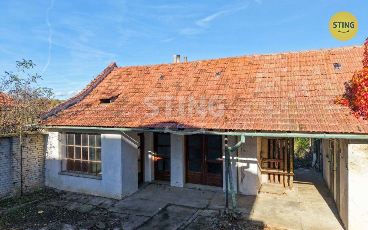 Prodej rodinný dům - Podolí, 140 m²