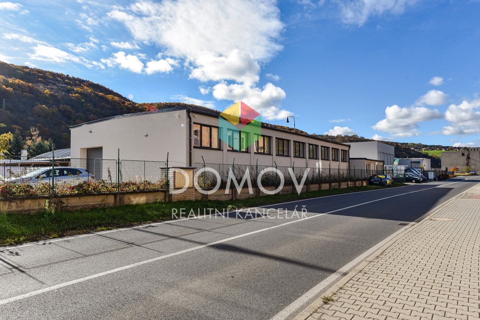 Sklady, Na Krétě, Hýskov, 394 m²