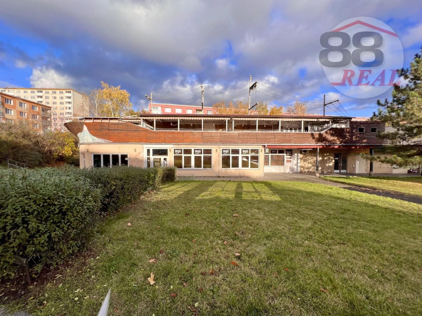 Obchodní prostory, 17. listopadu, Klášterec nad Ohří, 621 m²